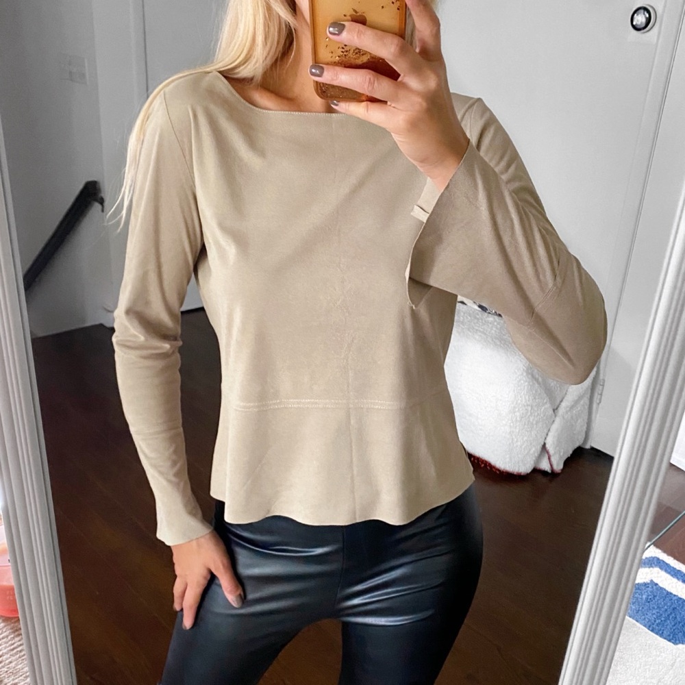🍂 MAX STUDIO SAGE SUEDE LONG SLEEVE TOP!